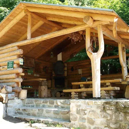 Pod Rejvizem Chalet *