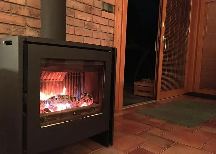 Pod Rejvizem 木屋 *
